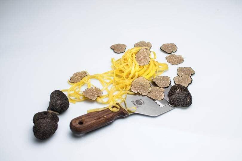 Linguine with Truffles New arrivals Zigante tartufi d.o.o.